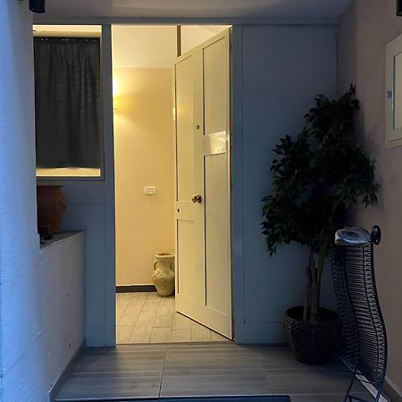 B&B La Dimora Di Nettuno 나폴리 외부 사진